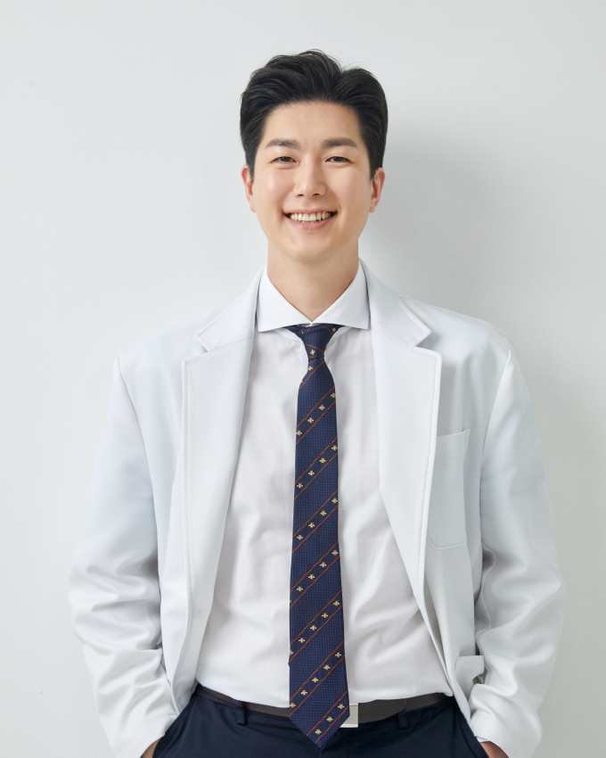 대표원장 이미지